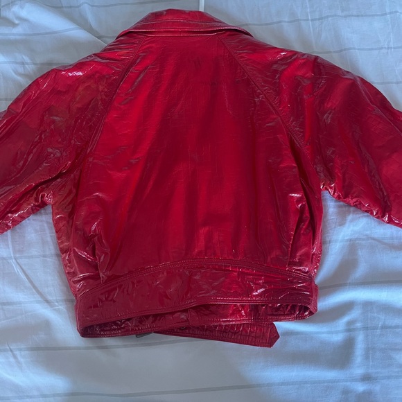 Gianni Versace red alligator skin from 1980s - Picture 2 of 5